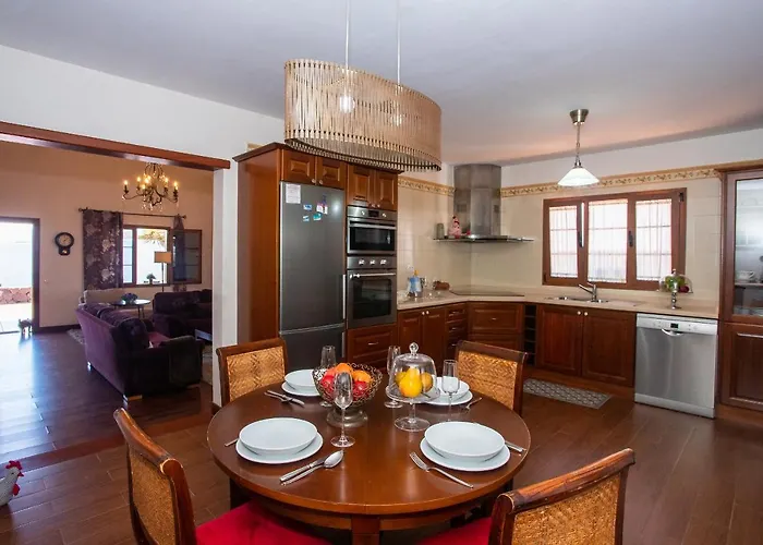 Casa Lola Lanzarote Piscina Climatizada Y Wifi Free Vila *