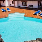 Villa Casa Lola Lanzarote Piscina Climatizada Y Wifi Free *