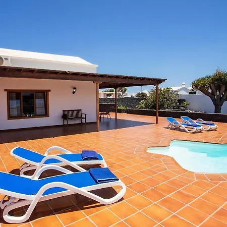 Casa Lola Lanzarote Piscina Climatizada Y Wifi Free *