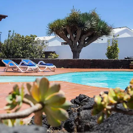 Casa Lola Lanzarote Piscina Climatizada Y Wifi Free فيلة *