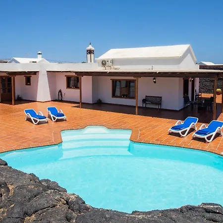 Villa Casa Lola Lanzarote Piscina Climatizada Y Wifi Free *