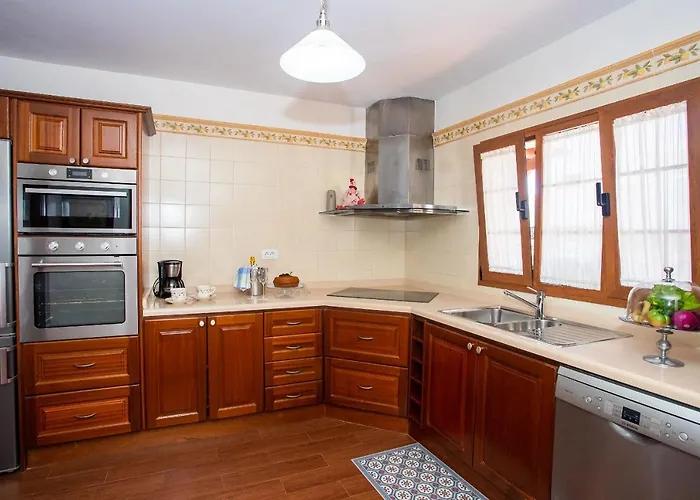 Casa Lola Lanzarote Piscina Climatizada Y Wifi Free Βίλα