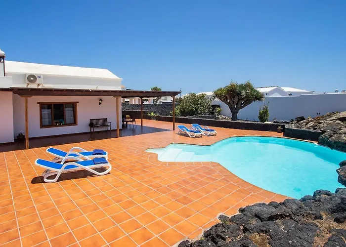 Casa Lola Lanzarote Piscina Climatizada Y Wifi Free Βίλα San Bartolomé