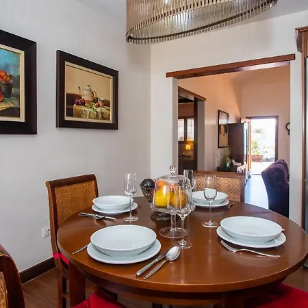 Casa Lola Lanzarote Piscina Climatizada Y Wifi Free *